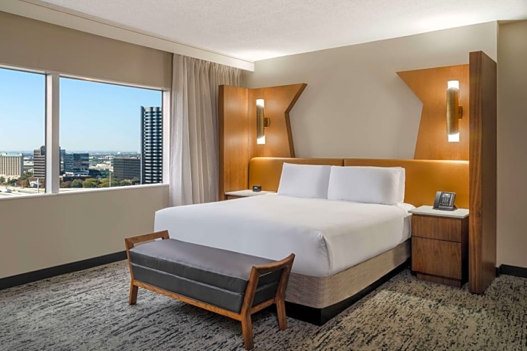 1 Bedroom Peloton Double Suite