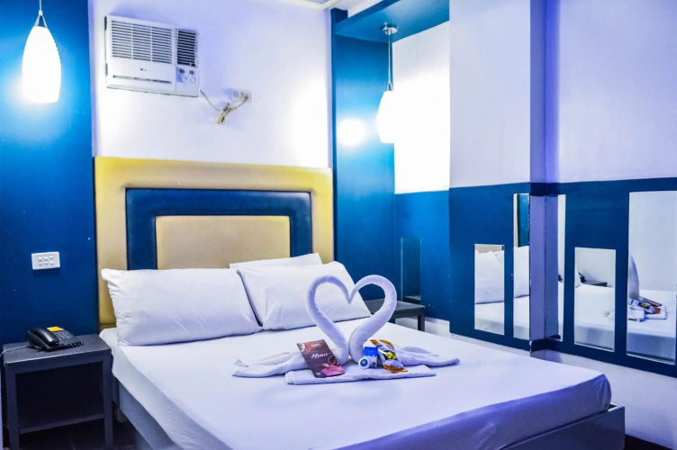 Hotel 99 Quiapo Manila