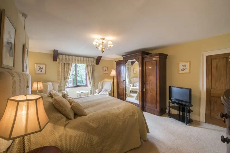 East Dyke Farm B&B