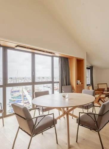 Suite with harbour view