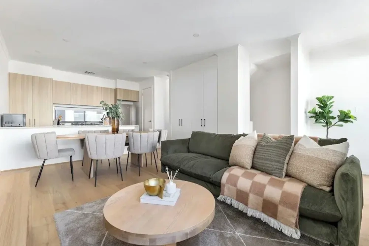 2 Bedrooms Apartment with balcony