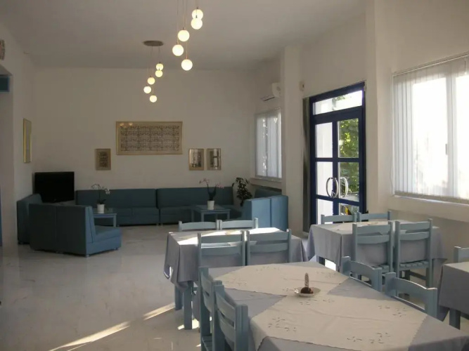 Danae Hotel