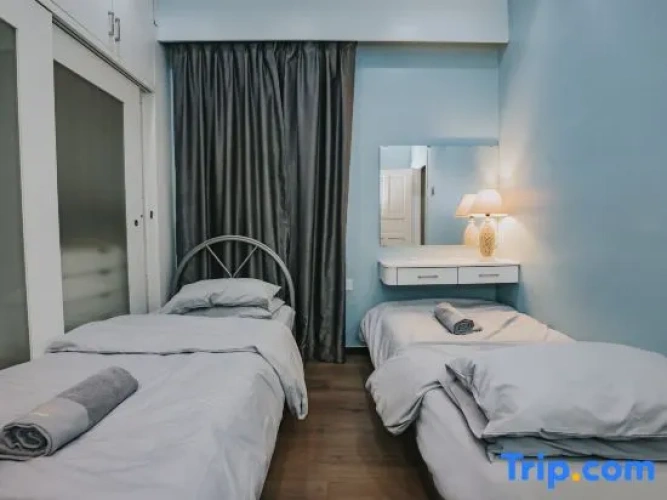 2 Bedrooms Apartment