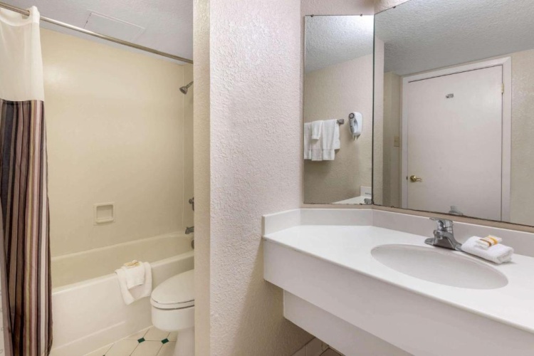 1 Bedroom Double Suite
