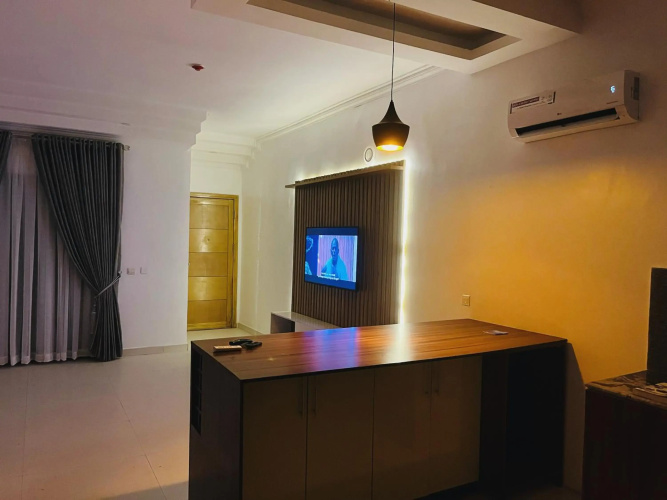 The Zen Loft - 2BR Open Plan Apt W/Pool+Smart Lock