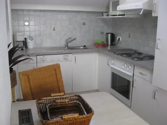 3 Bedrooms Apartment
