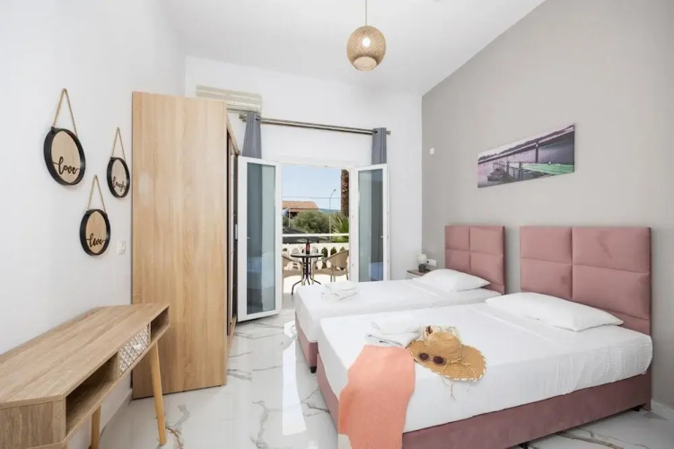 Kosmas Apartments