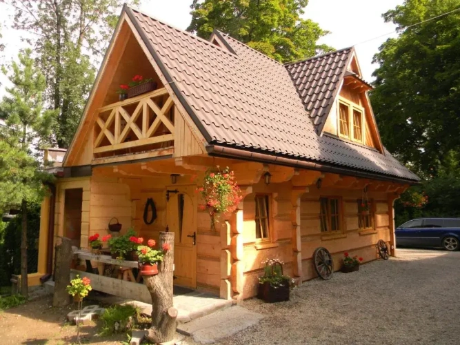 2 Bedrooms Cottage