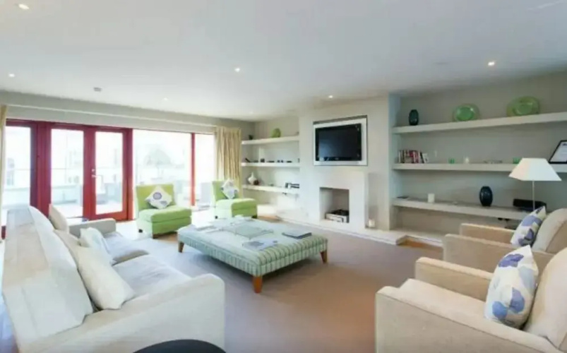 St. Stephen's Green Penthouse