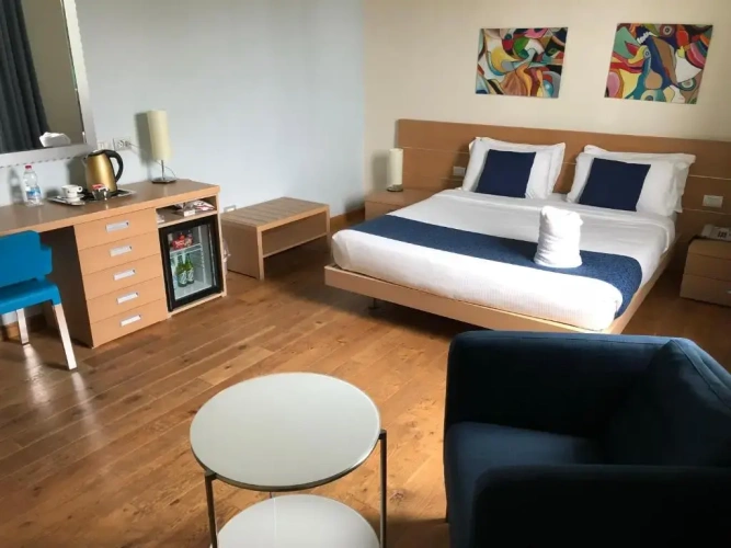 Superior Double room with partial sea view