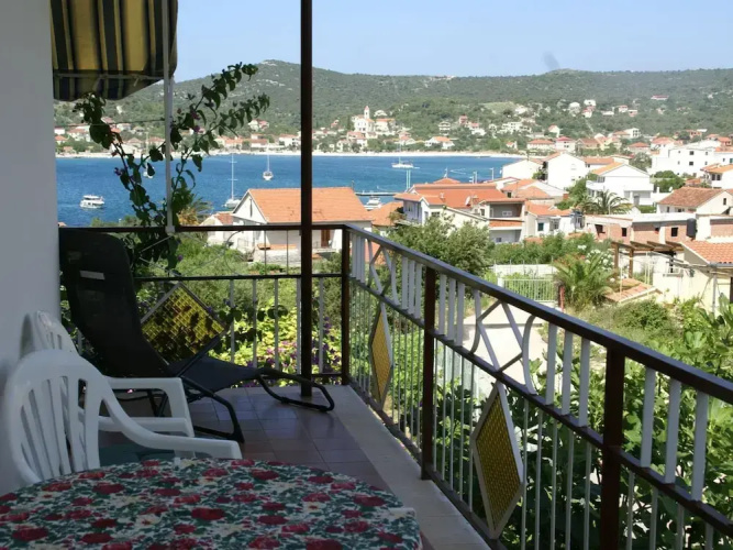 Coastal Comfort in Vinisce