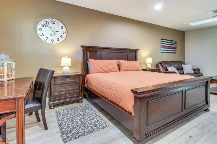 Guest rooms