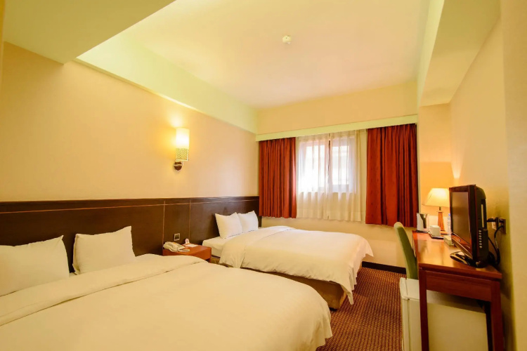 LA HOTEL Liuhe Fusing