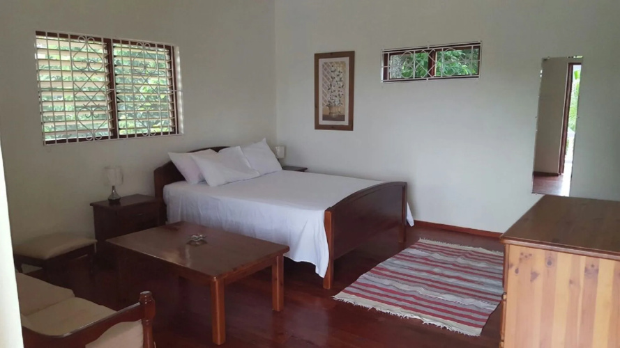 Pimento Studio Apartment