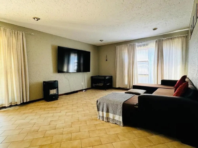 Villa Picasso - 2 Bed Villa