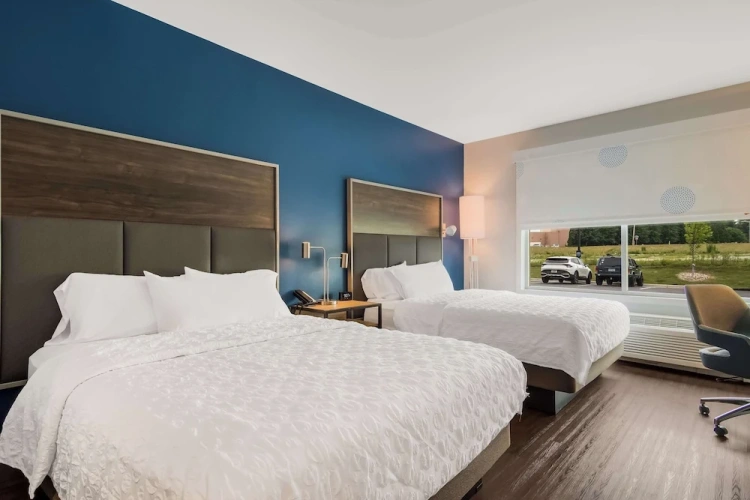 Classic Quadruple room