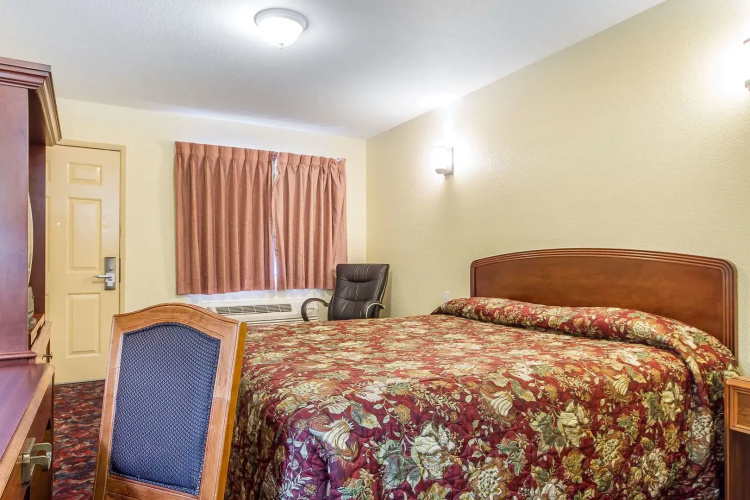 Rodeway Inn