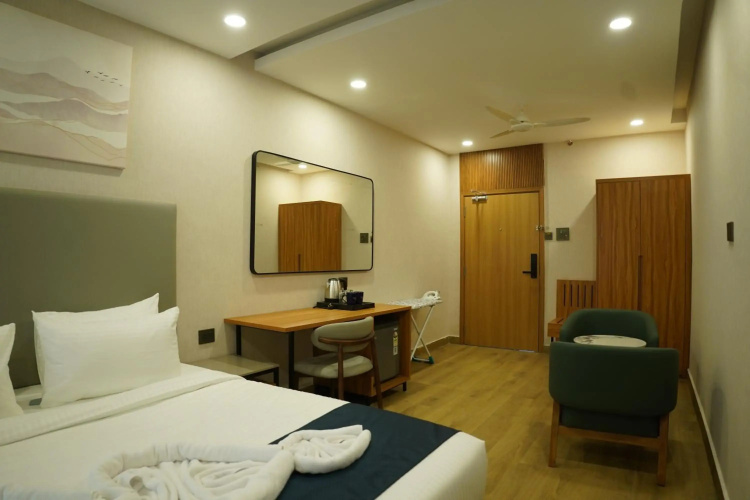 At Home Suites