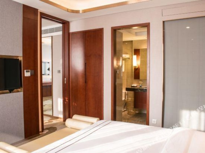 Deluxe Double Suite