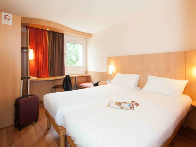 Hotel ibis Avallon