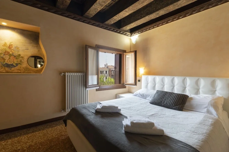 2 Bedrooms Prestige Apartment