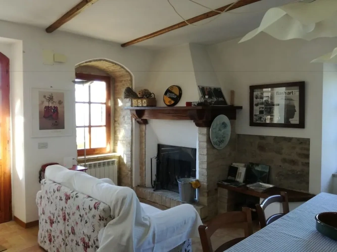 3 Bedrooms Cottage with park view