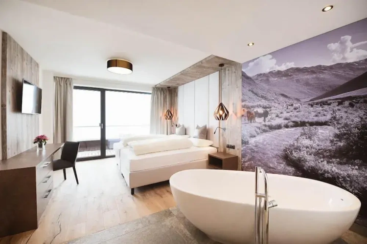 Superior Suite