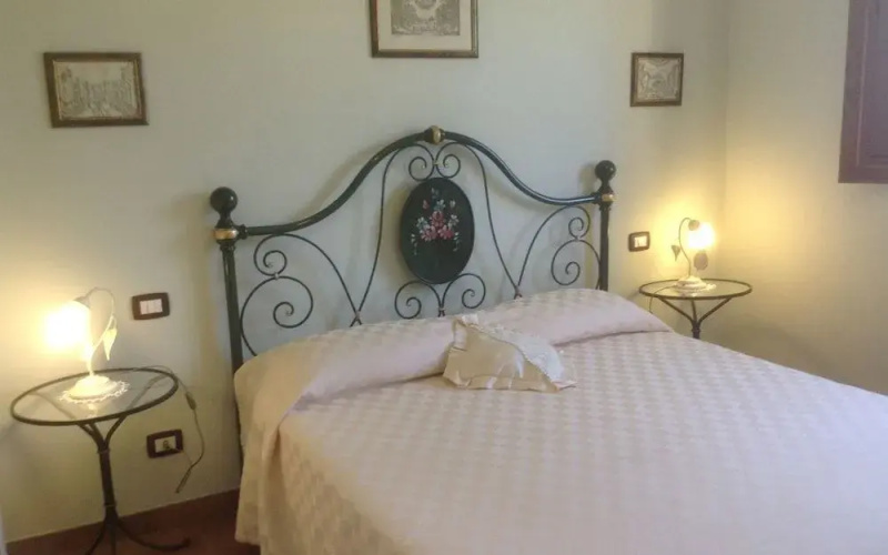 Villa Mira