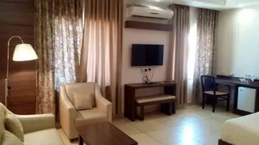 Vels Hotel