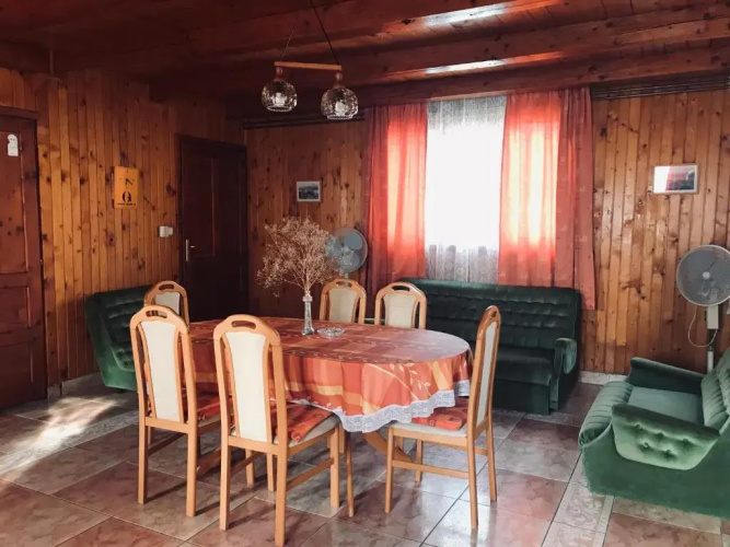 Lellei Pihenőház Balatonlelle