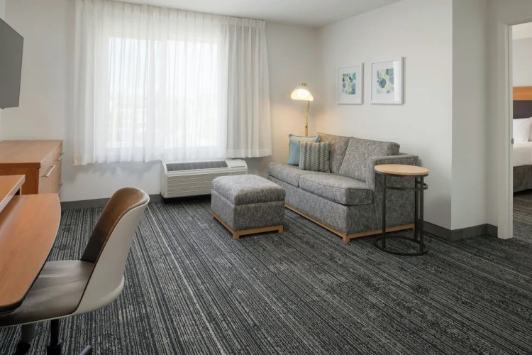 1 Bedroom Suite
