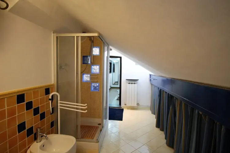 ILA1505 House Golia