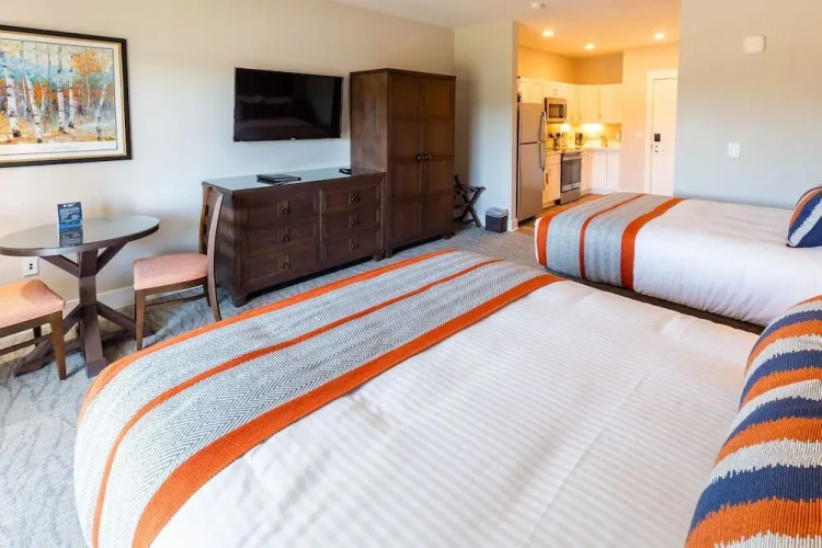 Lakeside Lodge Clemson