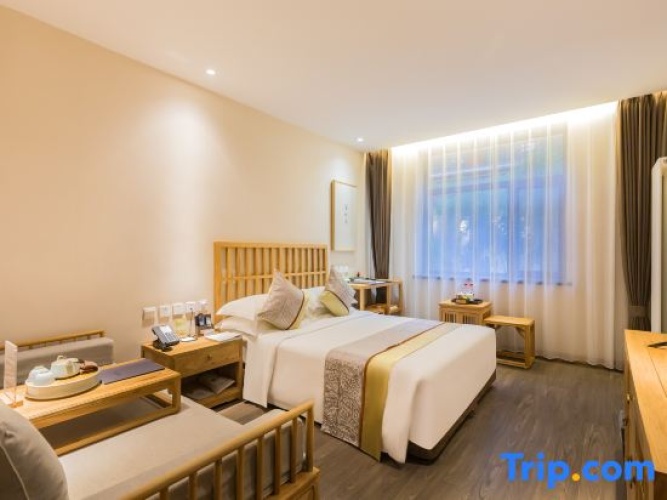 Standard Double room with garden view