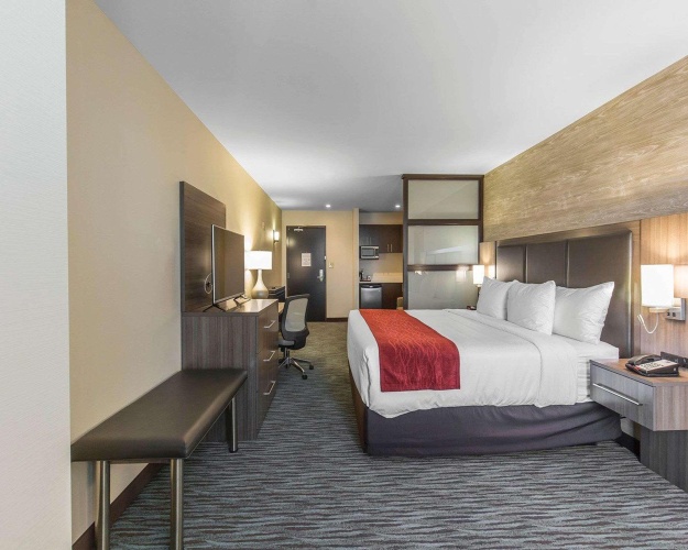 Comfort Inn And Suites Calgary Airport North photo 6