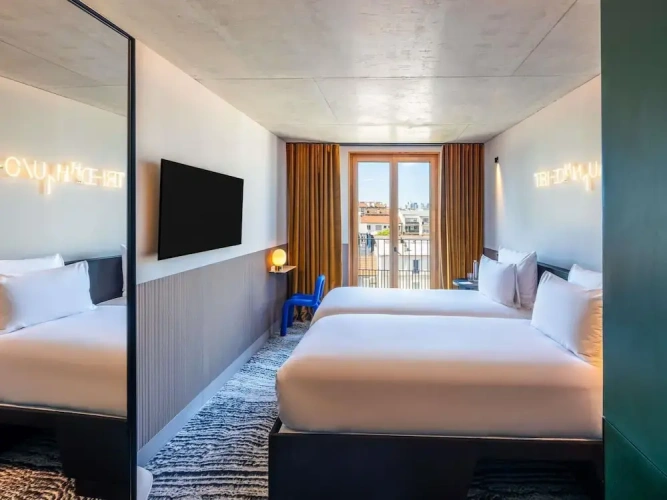 Standard Twin room
