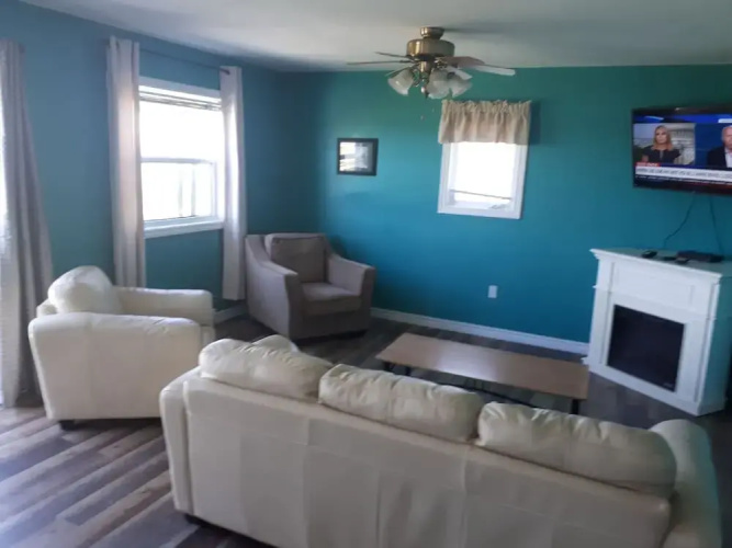 John B's Oceanfront Cottages