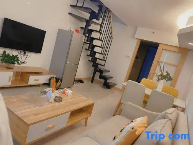 Holiday Sunshine Apartment