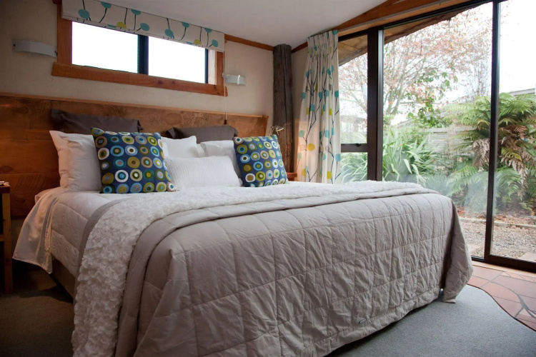 Earthstead Villas