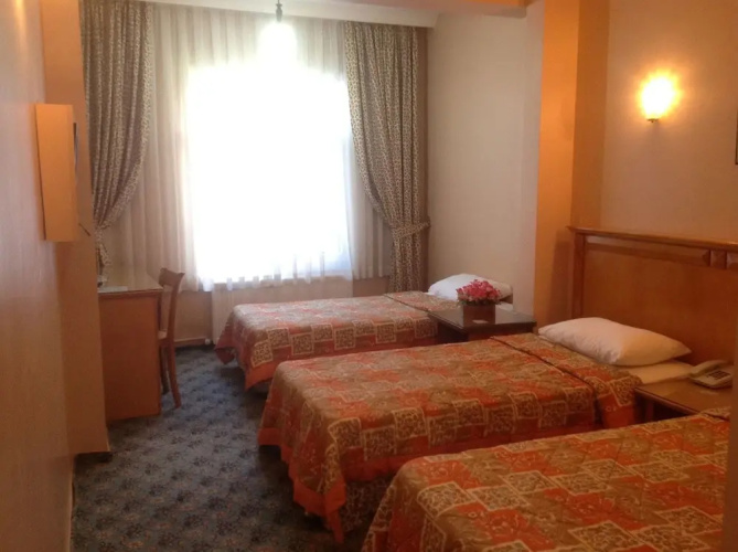 Yalta Hotel
