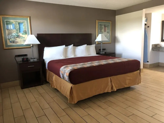 Sun Coast Inn