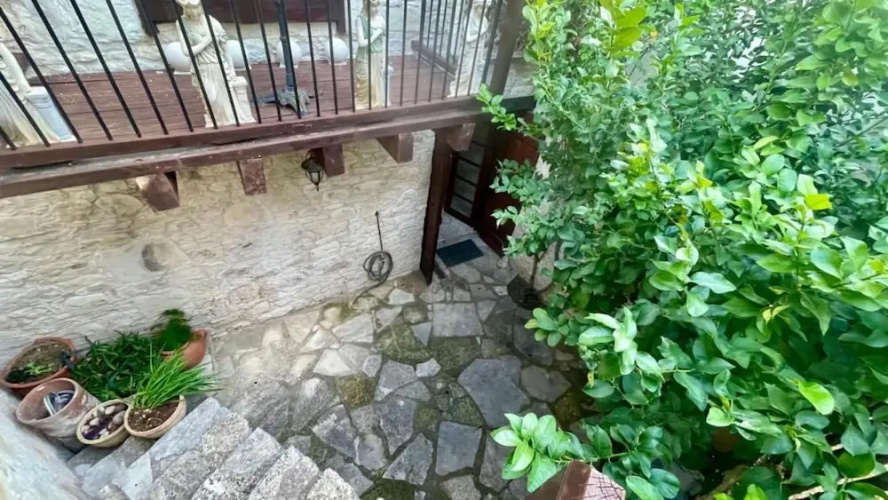 Juliet Suite Studio in Dhoros