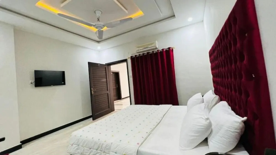 Hotel 11 Islamabad - Islamabad