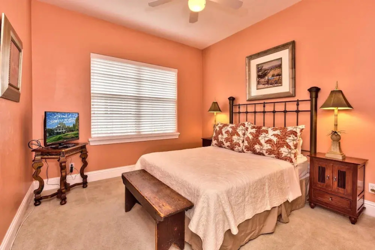 Syracuse 3 Bedroom Home by NFVH