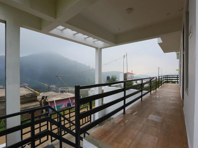 OYO 78095 Breeze Villa