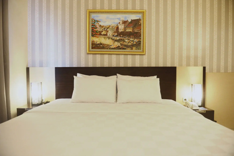 Hotel 88 Diponegoro