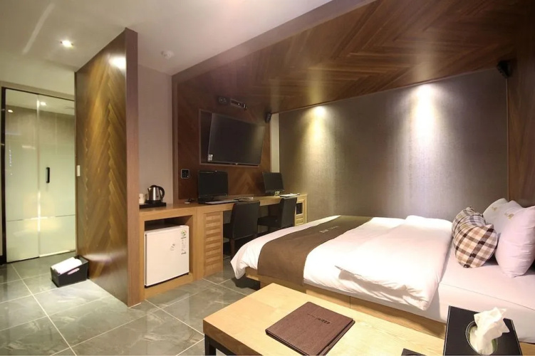 MU Plus Hotel in Yeonsan-dong Busan