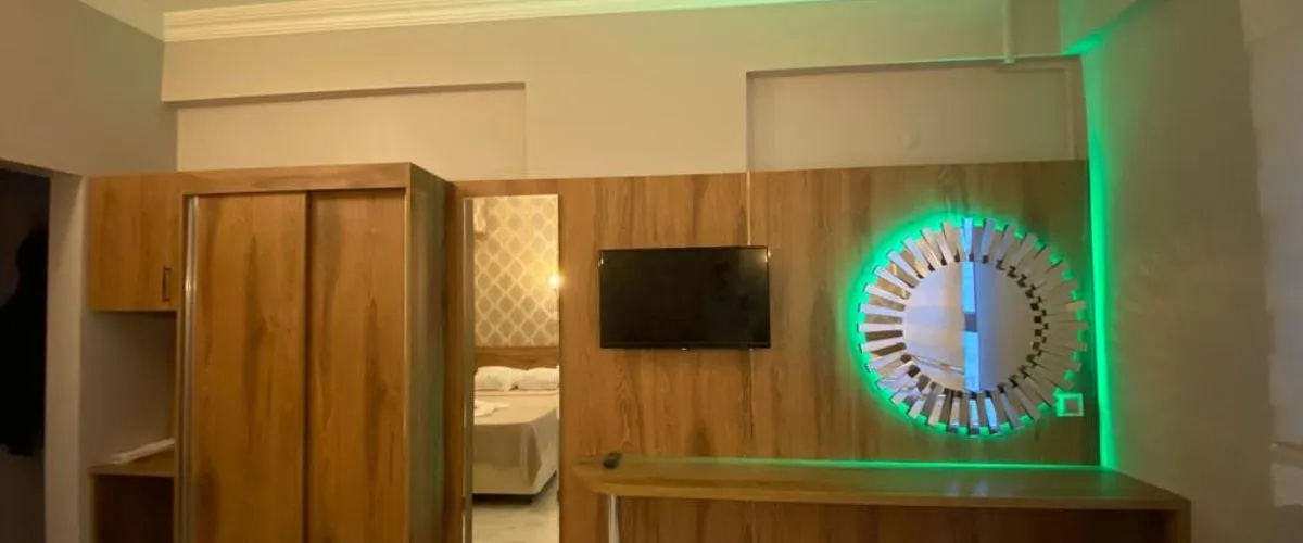 Grand 53 Hotel