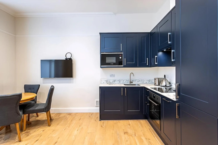 Modern Bayswater Flat