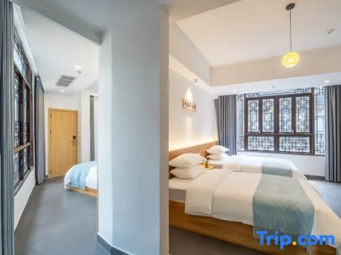 2 Bedrooms Family Suite